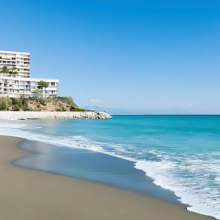 Cozy And Bright Flat With Pool Apartment Torremolinos Bagian luar foto