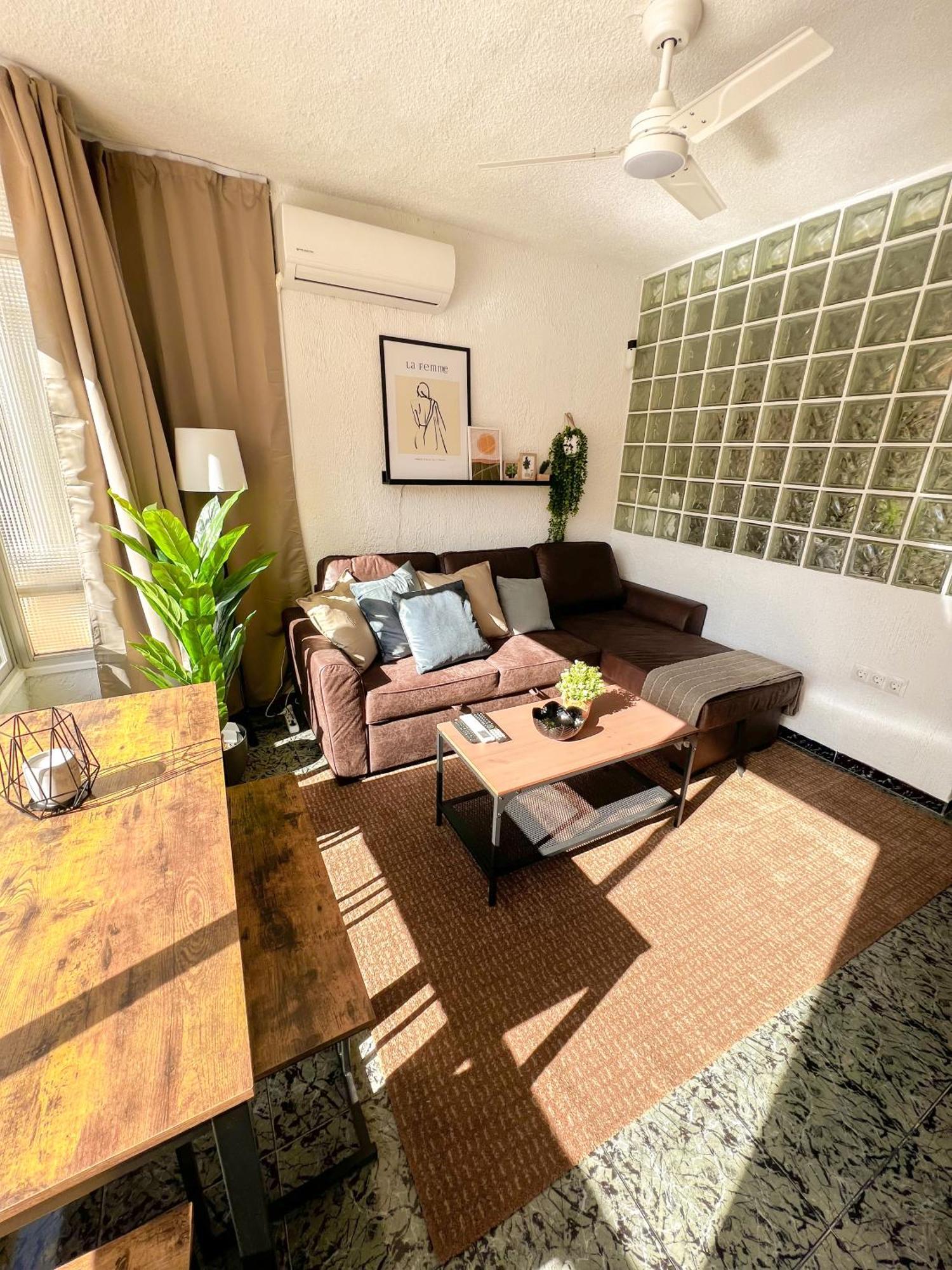 Cozy And Bright Flat With Pool Apartment Torremolinos Bagian luar foto