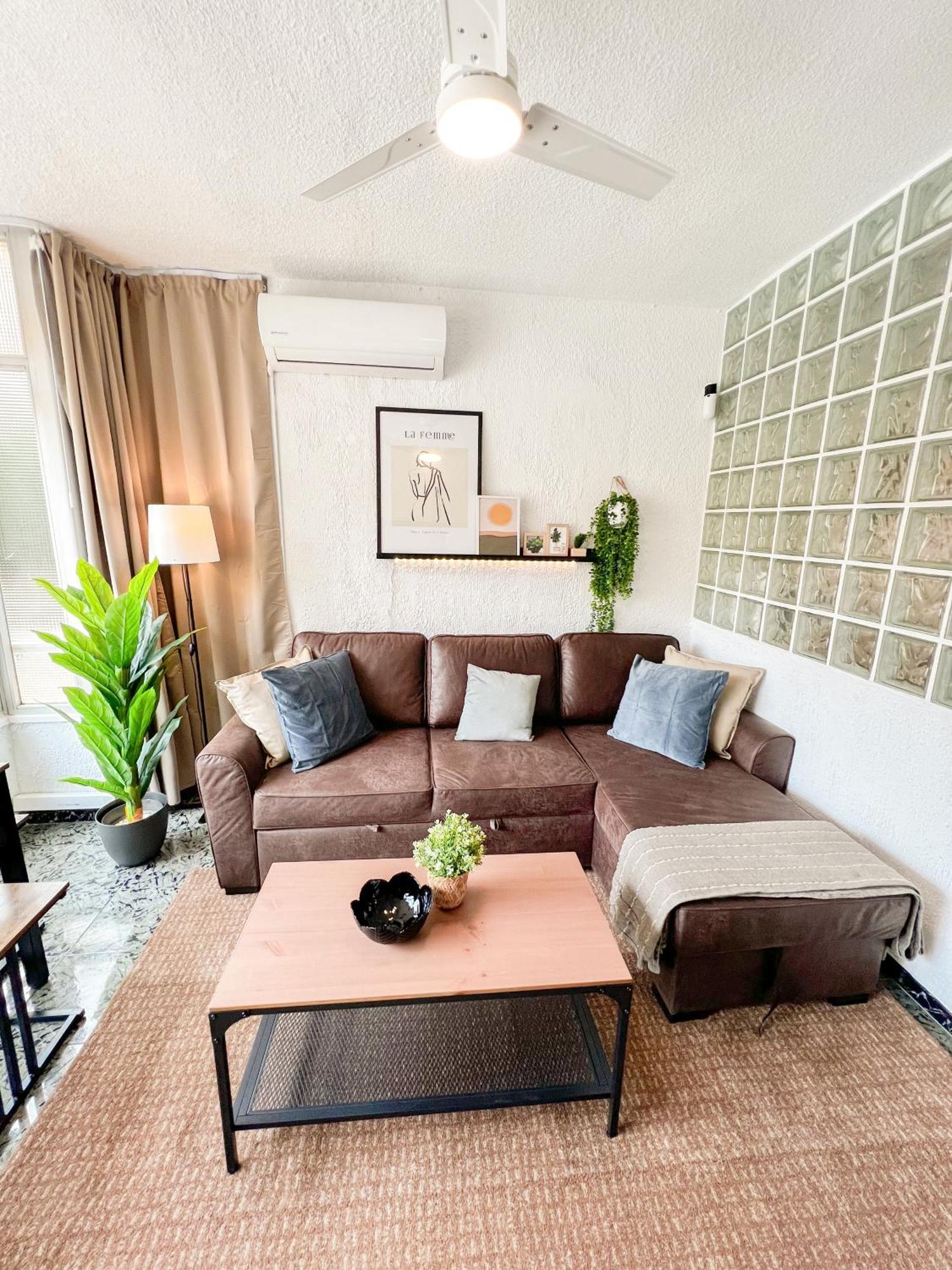 Cozy And Bright Flat With Pool Apartment Torremolinos Bagian luar foto